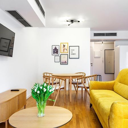 Modern Central Apartment W. Parking By Tyzenhauz Krakow Ngoại thất bức ảnh